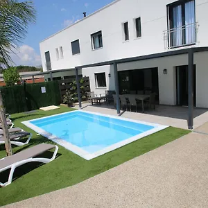 Villa Milos, Cambrils